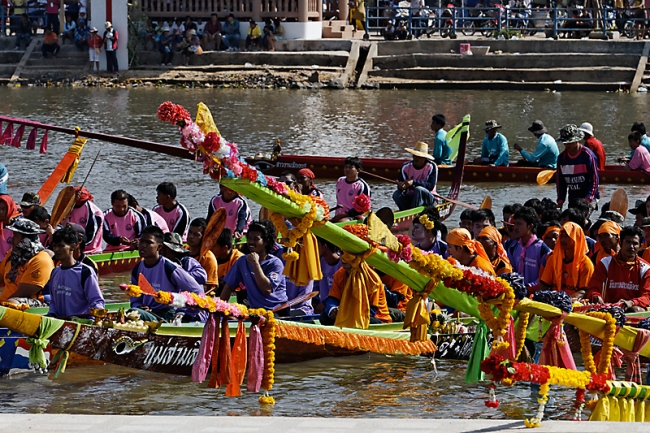 Phimai boat races-128